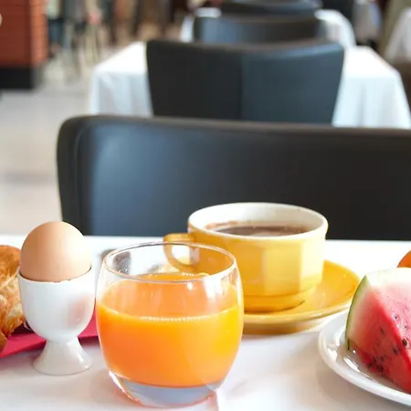 Hotel La Terrasse 3*